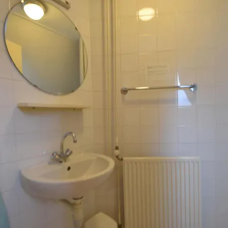 In Near The Lejlighed *